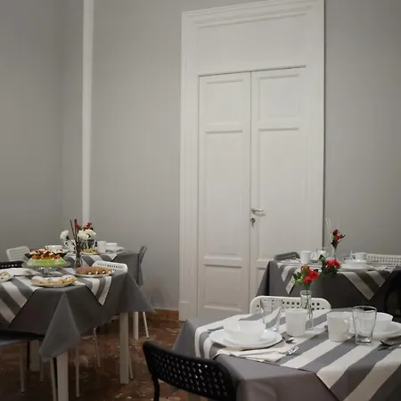 Mantegna Pensionat 4*